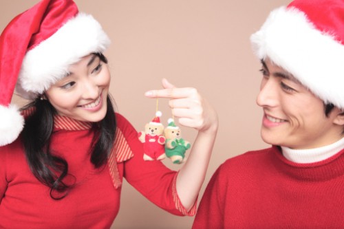 Survey mengungkap besaran nilai hadiah Natal yang diharapkan oleh gadis Jepang dari kekasihnya