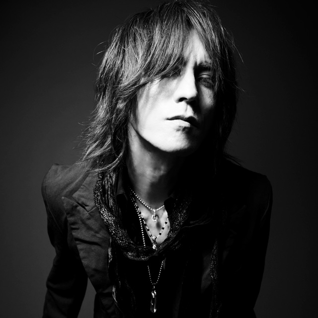 SUGIZO