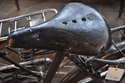 bike-seat-sniffer (1)