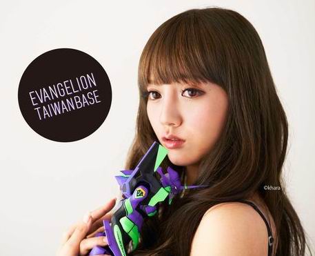 Merk fashion dari Taiwan berkolaborasi dengan seri 'Evangelion'