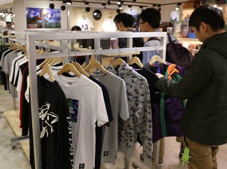 Merk fashion dari Taiwan berkolaborasi dengan seri 'Evangelion'