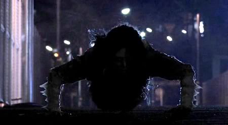 Legenda Teke-teke, Hantu Penunggu Stasiun Kereta Api di 