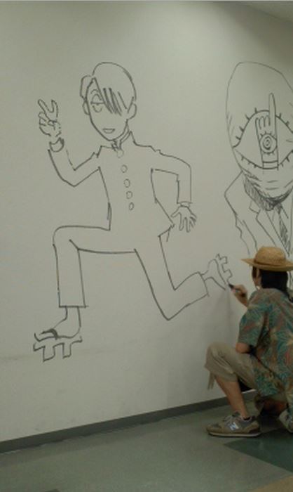 manga-graffiti-at-soon-to-be-demolished-shogakukan-building-in-japan20