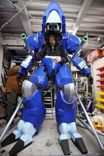 Landmate Guges, robotic battle suit dari 'Appleseed' yang dibawa ke dalam kehidupan nyata!
