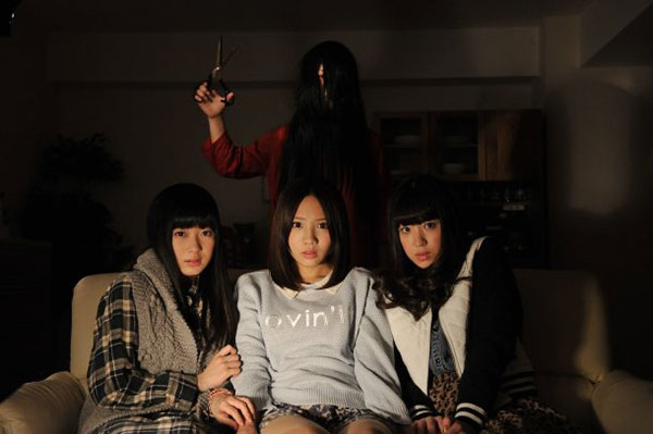 Tiga member Nogizaka46 akan berperan di 3 film horor