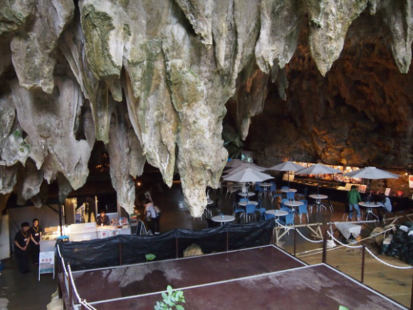 cave-cafe-di-jepang_663_382 (4)