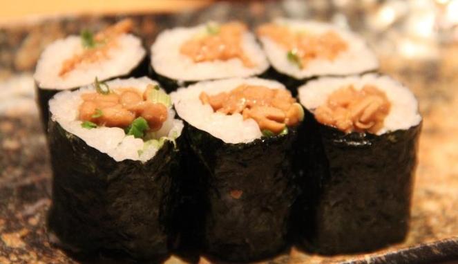 sushi-natto_663_382