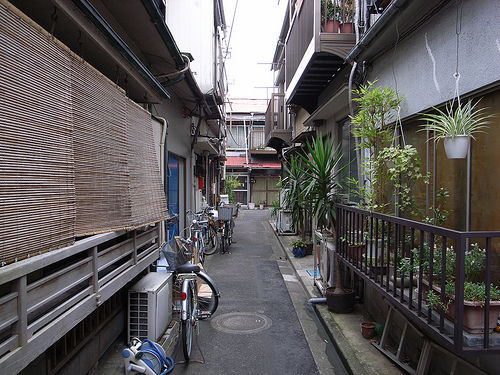 Japanese-Alleys02