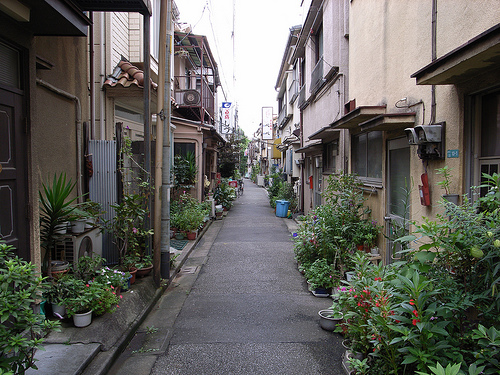Japanese-Alleys03