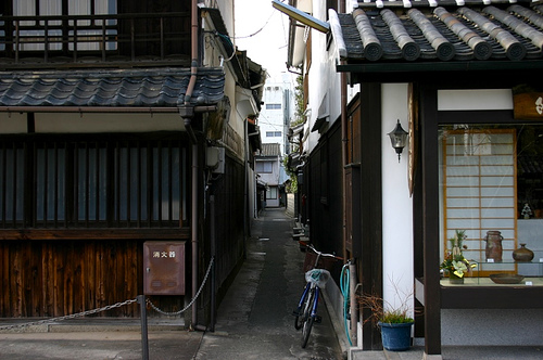 Japanese-Alleys04