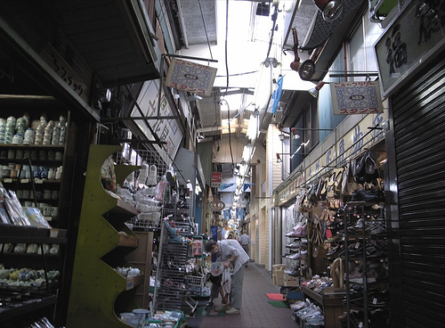 Japanese-Alleys05