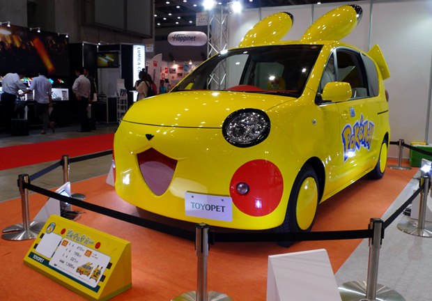 toyopet-pokemon-pikachu-fennekin-car-tokyo-toy-show-2014-3
