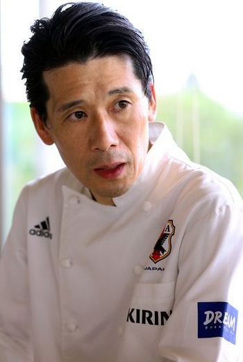Koki dari Fukushima Siapkan Makanan Penambah Nutrisi Pasukan Sepakbola Jepang di Piala Dunia