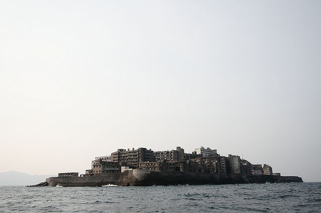 Berani Sambangi Pulau Berhantu Gunkajima? - Japanese Station