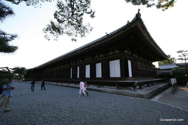 Sanjusangen-do, Kuil dengan 1.001 Patung Emas di Jepang
