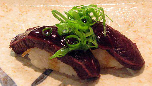 Sushi di Jepang, Gunakan Ikan Paus