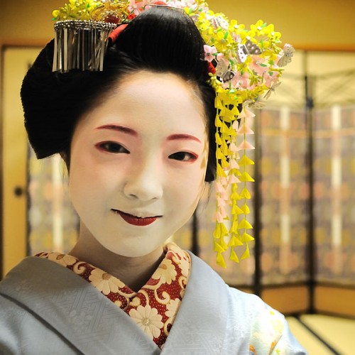 Beginilah caranya belajar menjadi geisha