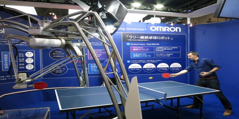 Omron Kenalkan Robot Pelatih Atlet Ping Pong