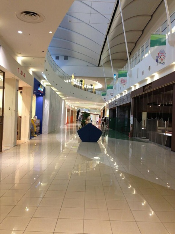 Pieri Moriyama, mall kosong yang menakutkan di Jepang. Berani berkunjung?