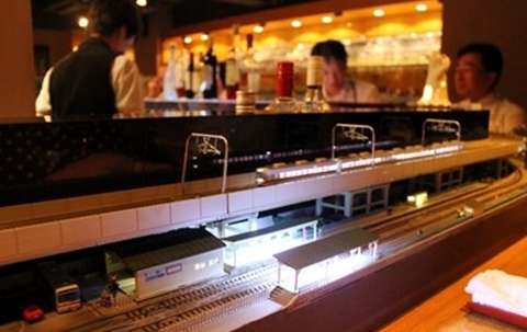 Inilah 5 Kafe Unik di Jepang untuk Penggila Kereta