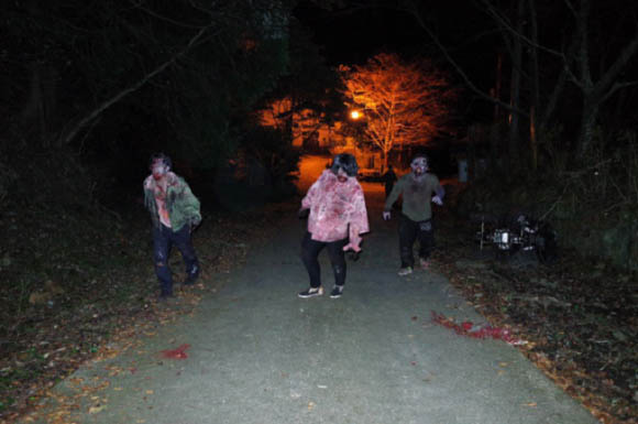 Seru dan Horor, Perkemahan Musim Panas Jepang Diserang Zombie Menyeramkan