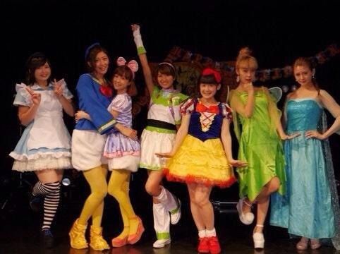 Yuk kita lihat gaya para selebriti Jepang dengan kostum Halloween mereka!