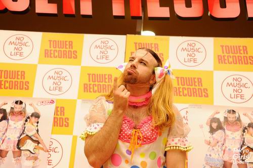 LADY BABY tampil mengguncang pada acara perilisan di Tower Records, Shibuya (5)