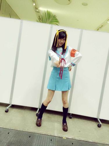 Megu Taniguchi (AKB48) bercosplay sebagai Haruhi Suzumiya (1)