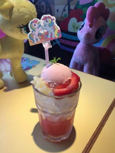 Kafe My Little Pony kini telah hadir di Jepang
