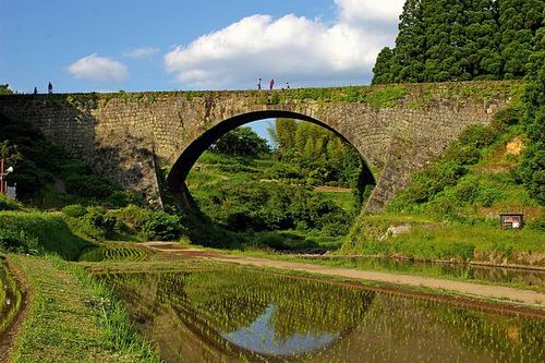 Inilah jembatan-jembatan yang menakjubkan untuk para pejalan kaki di Jepang (13)