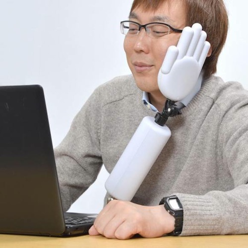 Satu Lagi Produk Unik Buatan Jepang- Bantal Tangan yang Bisa Membuatmu Tidur Dengan Nyaman di Kantor Chin Rest Arm Thanko 2