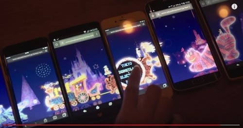 Tonton Parade Elektrik Natal Tokyo Disneyland dari Rumah dengan Beberapa Smartphone yang Dijajarkan! 5