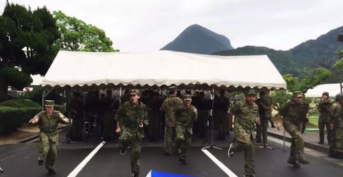 Band Militer Japan Self-Defense Force Breakdance & Memainkan Lagu Hatsune Miku 1