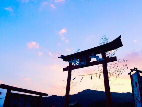 Kuil Motonosumi Inari: Keindahan Jepang yang Belum Banyak Ditemukan Turis