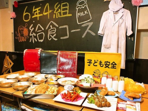Ingin Merasakan Suasana & Makanan Khas Anak SD di Jepang? Datang ke Izakaya Ini Adalah Keputusan yang Tepat!