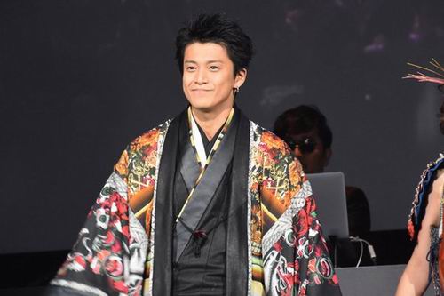 Shun Oguri dan para pemeran Nobunaga Concerto tampil dalam fashion show (1)