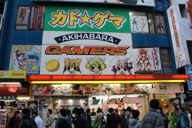 Toko Gamers di Akihabara Membuat Seksi 'Museum' Spesial Untuk 'Love Live! The School Idol Movie'