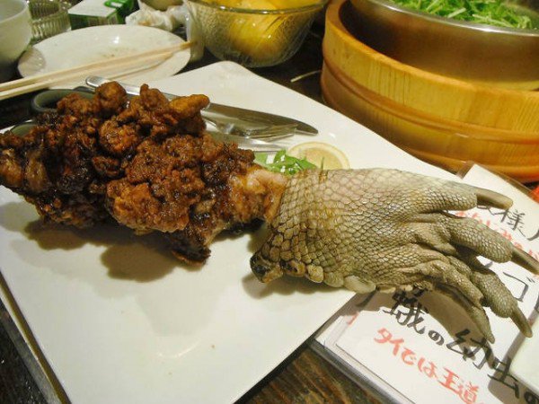 Wow! Restoran di Jepang ini Menyajikan Hidangan yang Mengerikan!