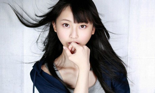 Rena Matsui Berkolaborasi dengan Charan-Po-Rantan untuk Single Pertamanya