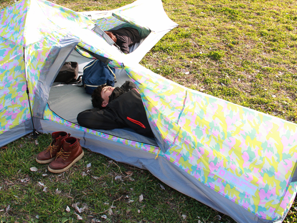 Crazy X, Tenda Unik Terpisah-Pisah dari Jepang 2