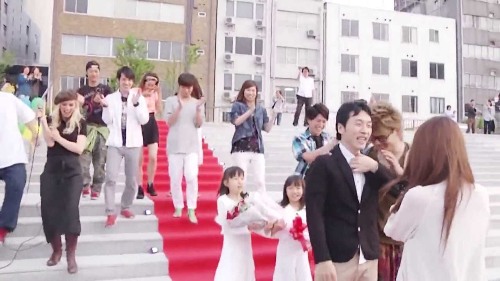 Lamaran Pernikahan Dengan Flash Mob Kian Marak di Jepang