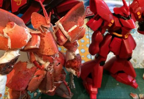 Sugoi! Fans di Jepang ciptakan model Gundam dari Lobster! (1)