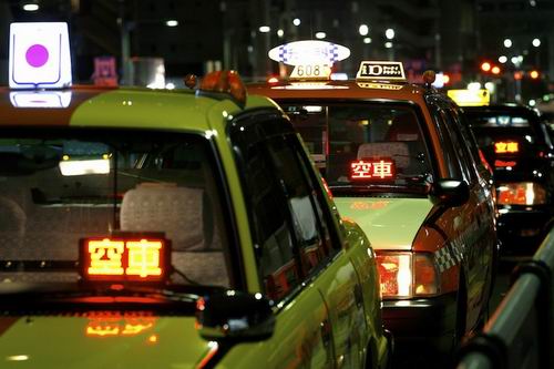 Taksi di Jepang dan Panduan Singkat Penggunaannya