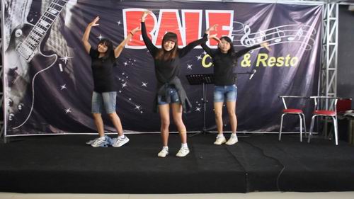 Natsu Dance 2