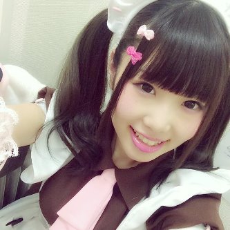 Foto-Foto Cantik Cosplayer dan Idol Sambut Hari Maid di Jepang