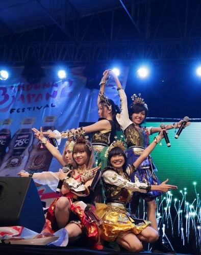 [LOCAL IDOL] Lumina Scarlet Akan Tampil Di Acara Asian Music Festival di Jepang (3)