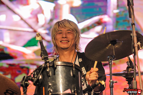 Serunya Musisi Jepang Menghibur Pengunjung di Pop Stage Ennichisai 2016 (8)