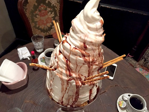 Es Krim Sundae Jumbo Parfait Day Jepang