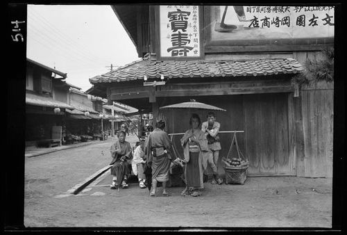 Foto-foto Kehidupan di Jepang 100 Tahun Yang Lalu (1)
