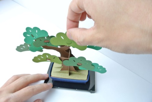 Kreasi Baru Pohon Bonsai Yang Terbuat dari Kertas 2